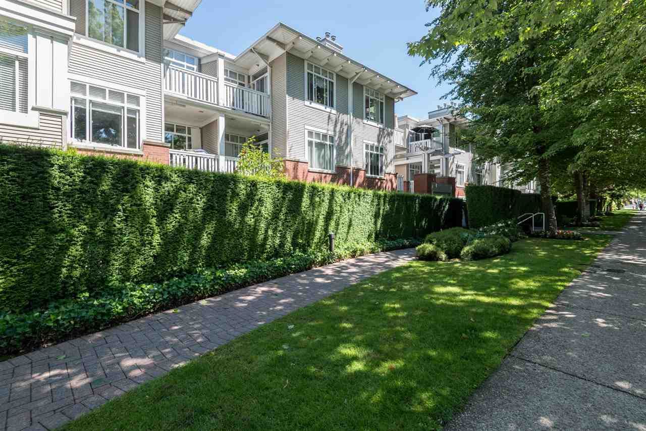 I have sold a property at 215 1675 10TH AVE W in Vancouver
